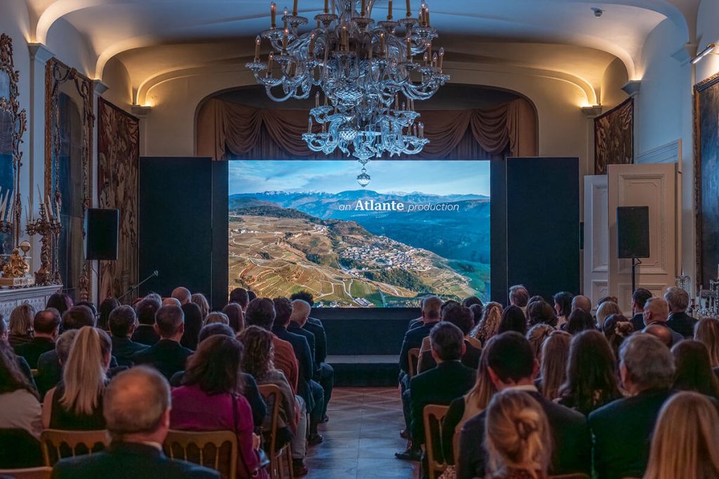 The Year of Abundance: anteprima privata all’Ambasciata d’Italia a Londra Year of abundance 0020 Livello 0 Year of abundance 0020 Livello 0 - The Year of Abundance: anteprima privata all’Ambasciata d’Italia a Londra