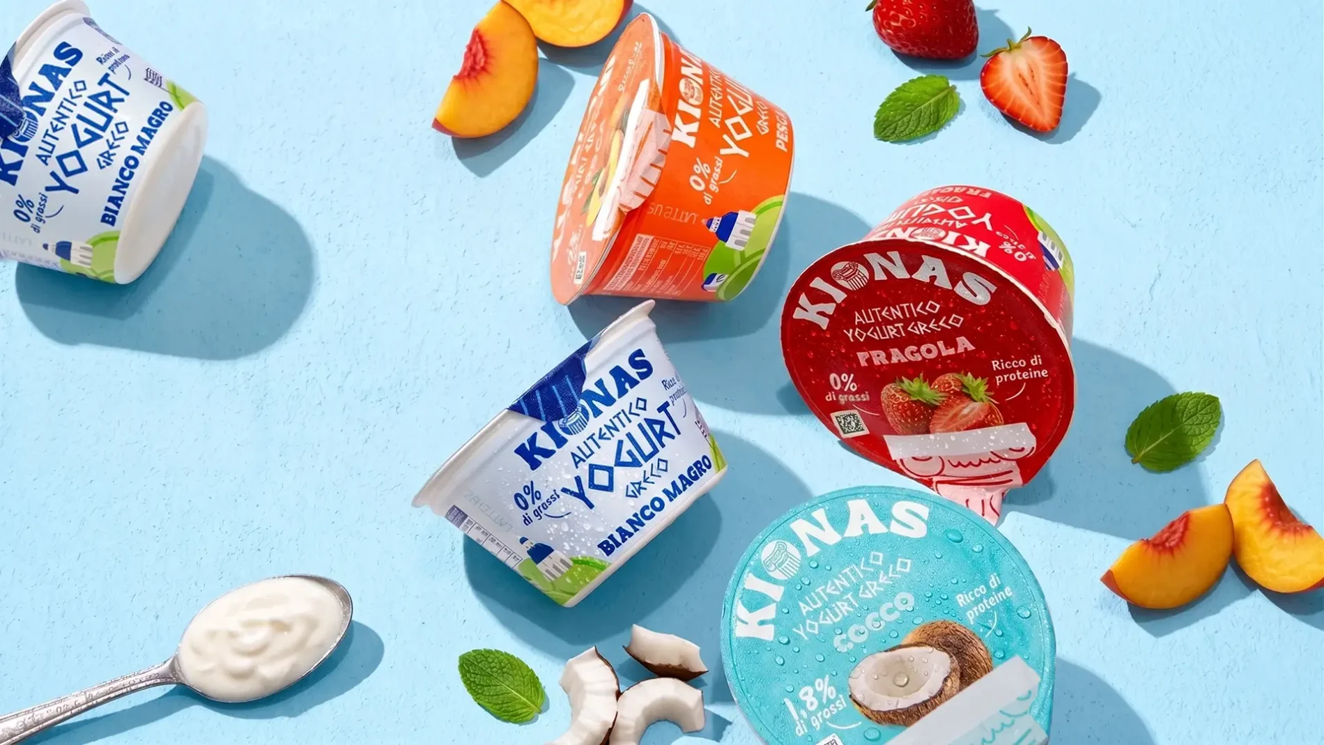 Kionas Yogurt Greco Packaging su sfondo