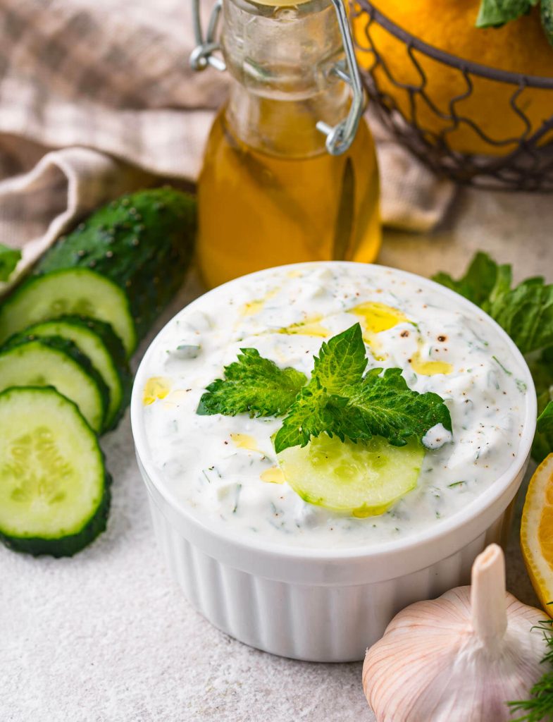 Tzatziki e altre salse a base yogurt della tradizione greca