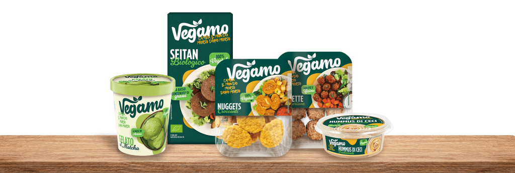 Gamma Vegamo di prodotti plant based con seitan, burger, nuggets, polpette, hummus e gelato